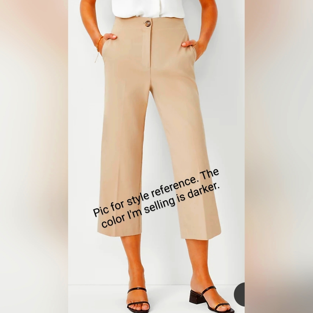 NWT, Ann Taylor, Size 8, Wide Leg Crop pants, Khaki color